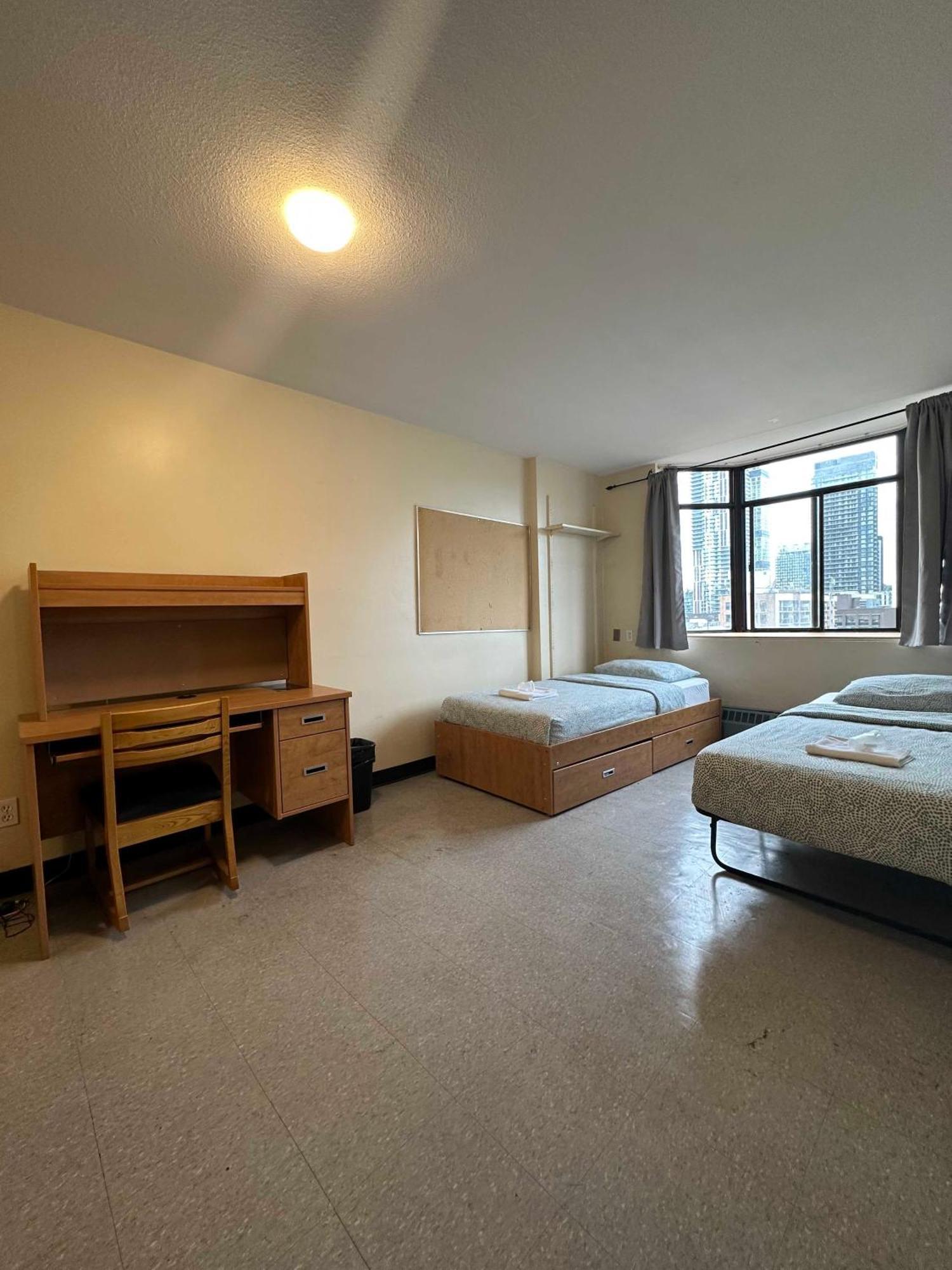 Neill Wycik Hotel 토론토 외부 사진